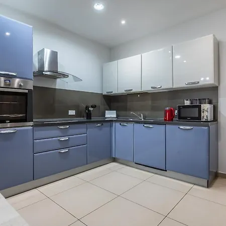 Lägenhet Modern 2 Bedroom Malta *