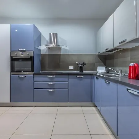 Modern 2 Bedroom Malta * Sliema