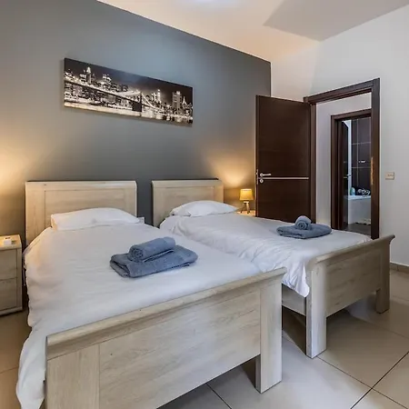 Daire Modern 2 Bedroom Malta *